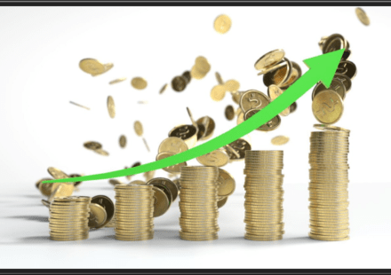 Build Long-Term Wealth with Disciplined Investing (Beginner Guide)